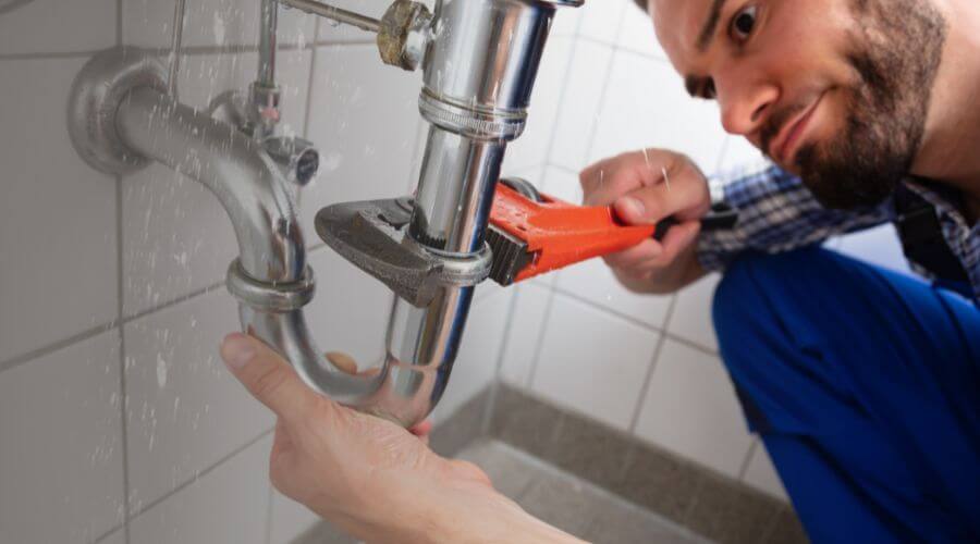Professional same day plumber services in Houghton Lake Heights, MI